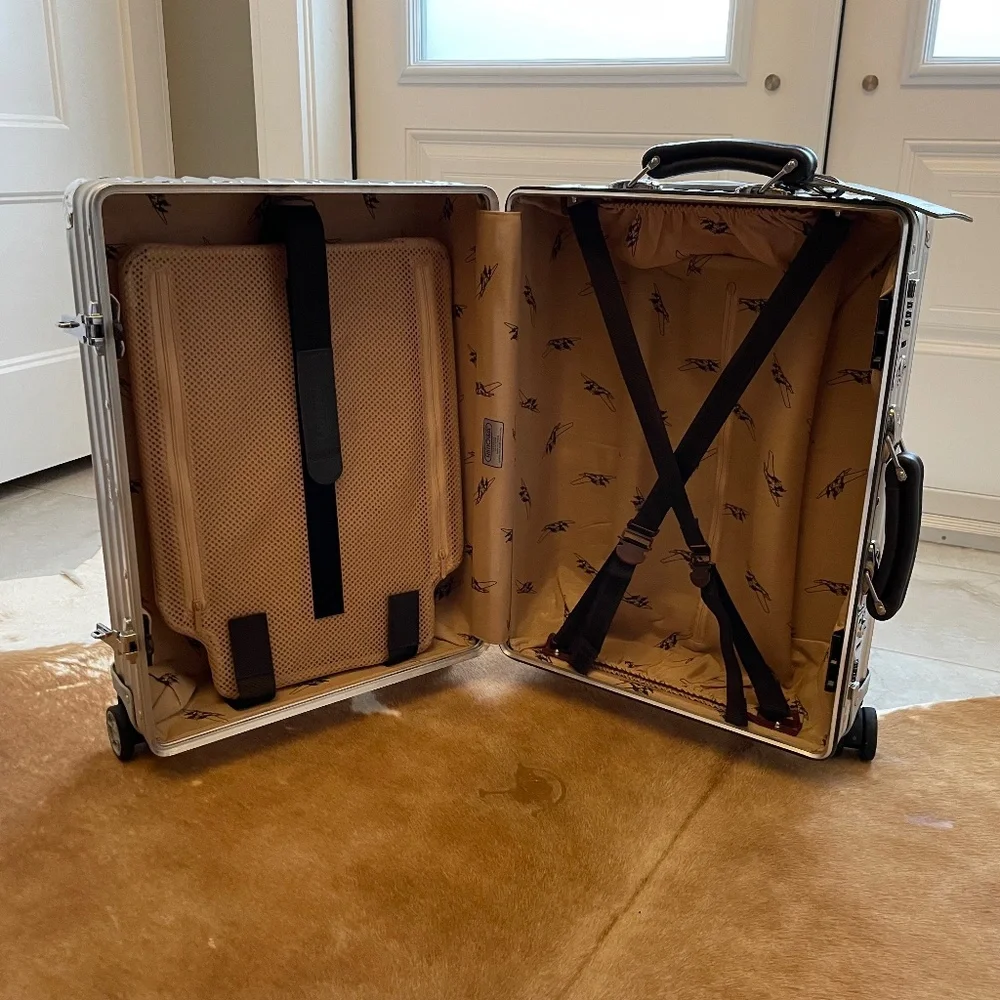 Rimowa "Classic" Aluminium Carry On - Picture 6 of 8